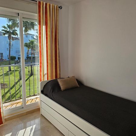 3 Bedrooms With Pool & Parking, Close To Sea And Gibraltar Manilva Extérieur photo