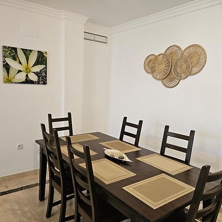 3 Bedrooms With Pool & Parking, Close To Sea And Gibraltar Manilva Extérieur photo